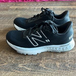 New Balance Size 7 LIKE NEW